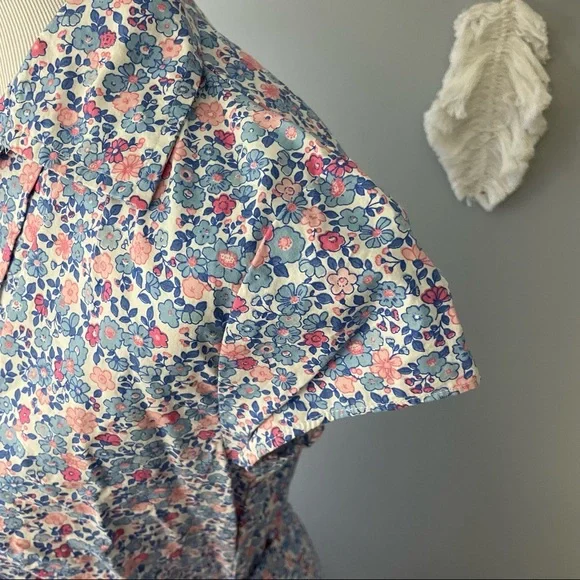 Kacey Hughes blue floral dress - Picture 7 of 12